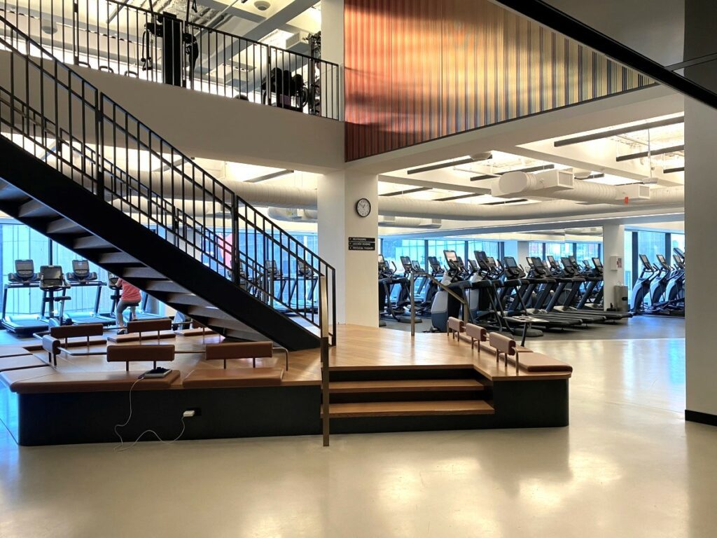 1 Penn Plaza building amenity - fitness center